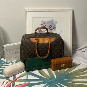 Silent Show Luxury Bags, Clothing, Shoes, Jewelry